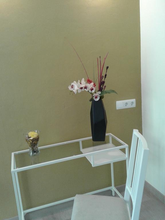 Brustar Sagrada Familia Hotel Barcelona Room photo